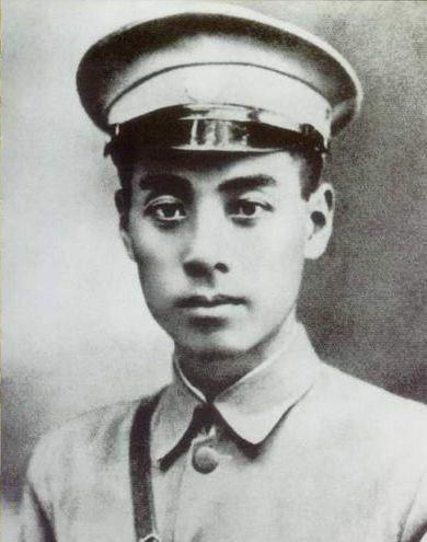 大发配资 周总理的威信有多高？曾有人想排挤他出政治局，表决结果十分意外